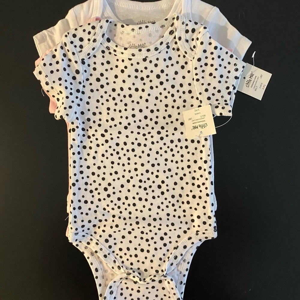 Little Me Onesies - Picture 4 of 5